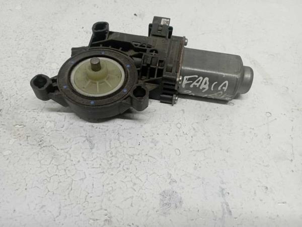 MOTEUR LEVE VITRE AVANT GAUCHE VW POLO 9N/9N3/ SKODA FABIA 2008-2014 - Vue 2